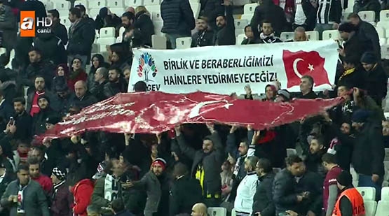 Vodafone Arena'da farklı renkler yanyana! - Görsel 6