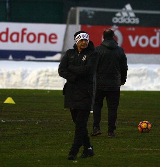 Beşiktaş'ta Osmanlıspor maçı hazırlıkları böyle başladı (Galeri) - Görsel 1