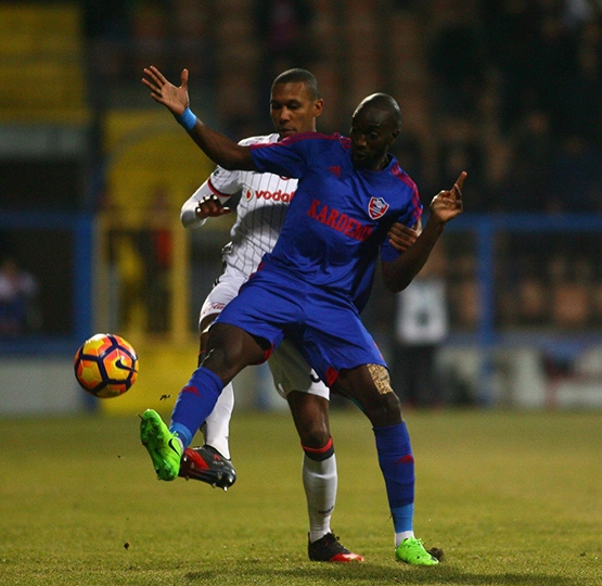 Karabükspor - Beşiktaş maçından kareler - Görsel 6