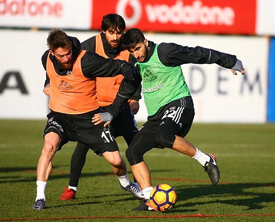 Beşiktaş, Akhisar maçı hazırlıklarına başladı - Görsel 10