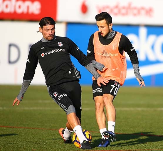 Beşiktaş, Akhisar maçı hazırlıklarına başladı - Görsel 15