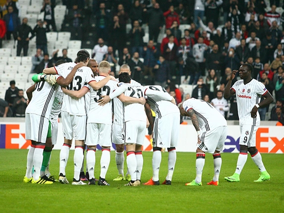 Beşiktaş-Hapoel maçından kareler - Görsel 13