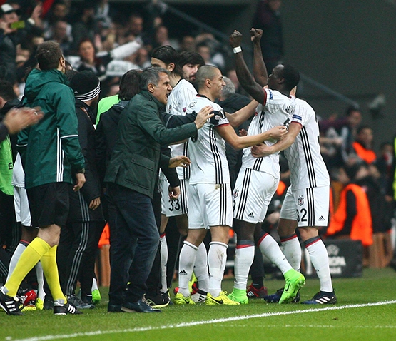 Beşiktaş-Hapoel maçından kareler - Görsel 27