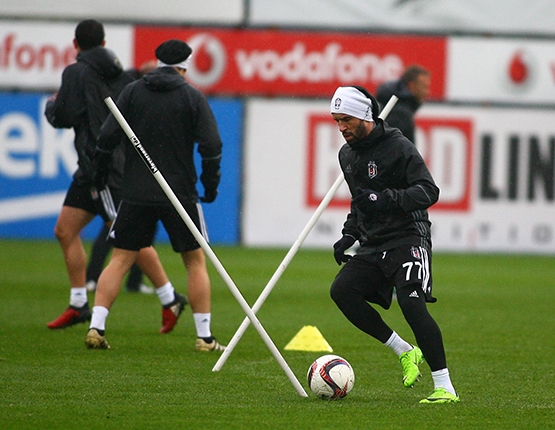 Beşiktaş'ta hazırlıklar sürüyor! Caner de takımla birlikte çalıştı - Görsel 19