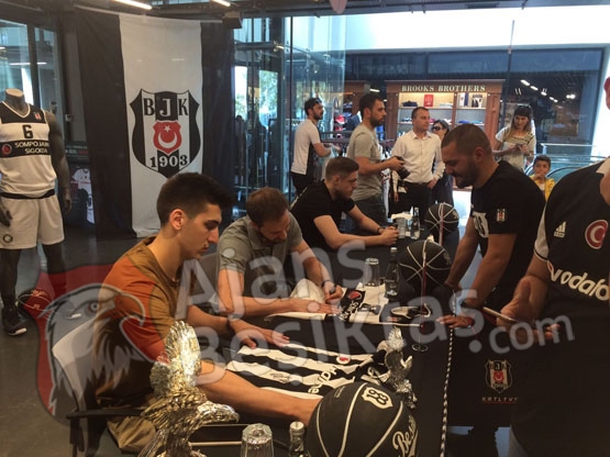 Potanın Kartalları taraftarla buluştu - Görsel 4