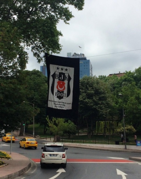 FOTO GALERİ | Beşiktaş bayrakları Türkiye'yi süslüyor - Görsel 34