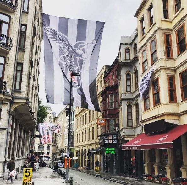 FOTO GALERİ | Beşiktaş bayrakları Türkiye'yi süslüyor - Görsel 57