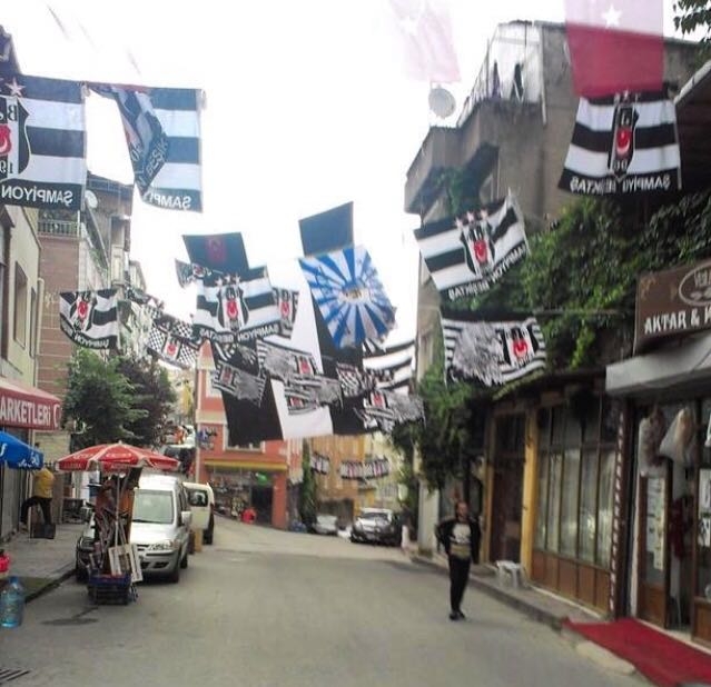 FOTO GALERİ | Beşiktaş bayrakları Türkiye'yi süslüyor - Görsel 70