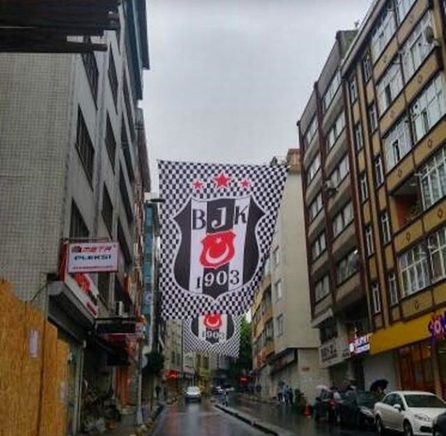 FOTO GALERİ | Beşiktaş bayrakları Türkiye'yi süslüyor - Görsel 91