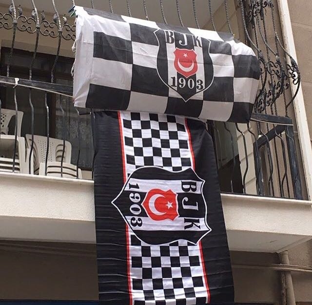 FOTO GALERİ | Beşiktaş bayrakları Türkiye'yi süslüyor - Görsel 93