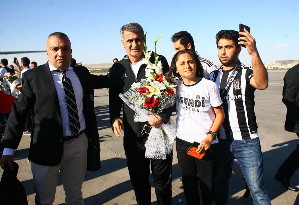 Beşiktaş, Antep'te coşkuyla karşılandı! - Görsel 1