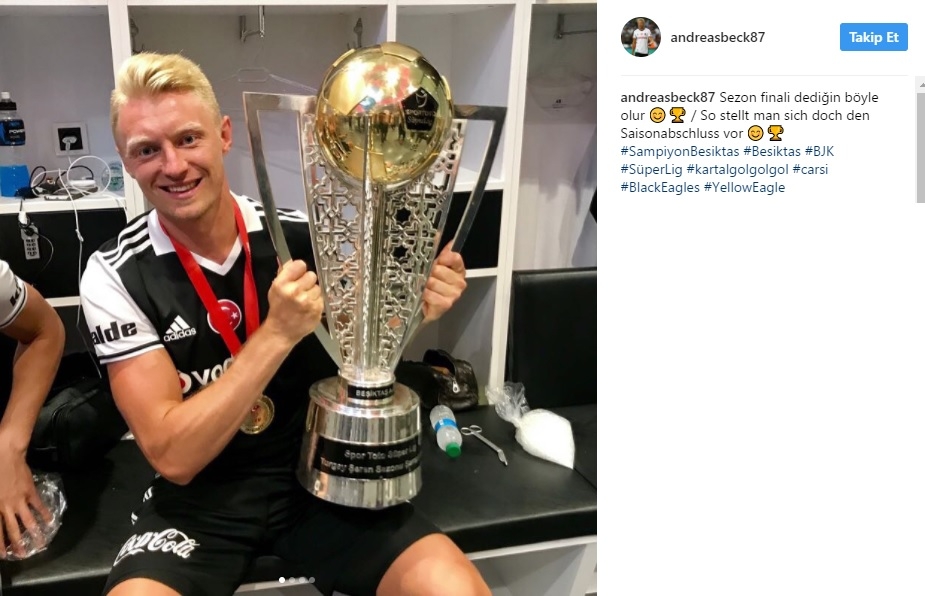Şampiyon futbolcuların paylaşımları! - Görsel 20