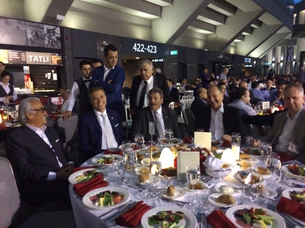 Vodafone Park'ta iftar - Görsel 1