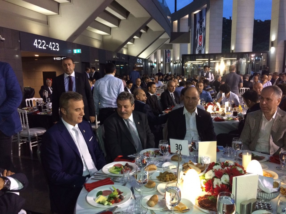 Vodafone Park'ta iftar - Görsel 3