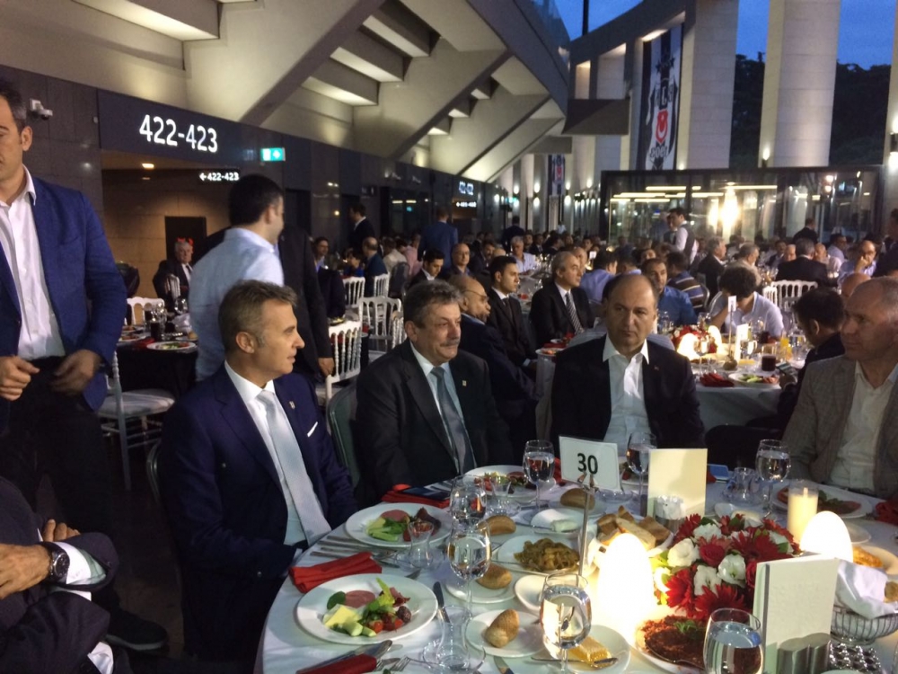 Vodafone Park'ta iftar - Görsel 5