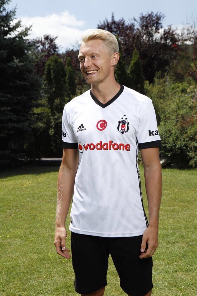 Futbolcular yeni formaları giydi! - Görsel 4