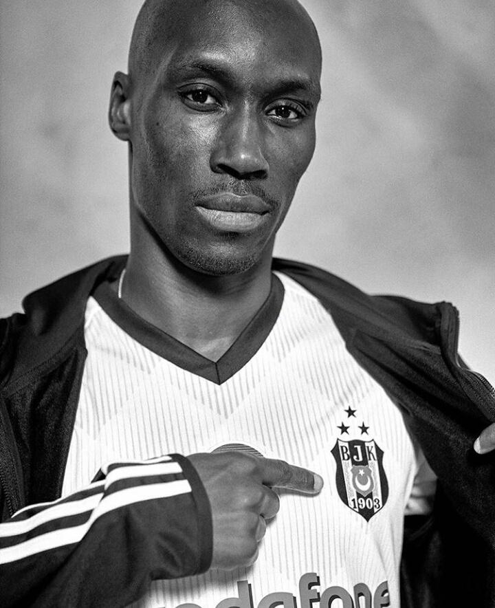 Futbolcular yeni formaları giydi! - Görsel 8