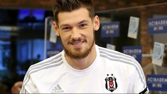 İşte Beşiktaş'ın son 15 yılda kalesini koruyan isimler! - Görsel 16