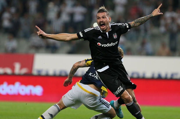 Son 10 yılda Beşiktaş forması giyen gurbetçi oyuncular! - Görsel 10