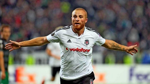 Son 10 yılda Beşiktaş forması giyen gurbetçi oyuncular! - Görsel 18