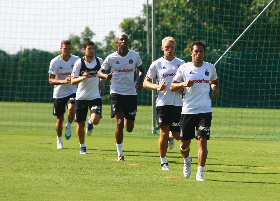 Beşiktaş'ın sabah idmanından kareler! - Görsel 1
