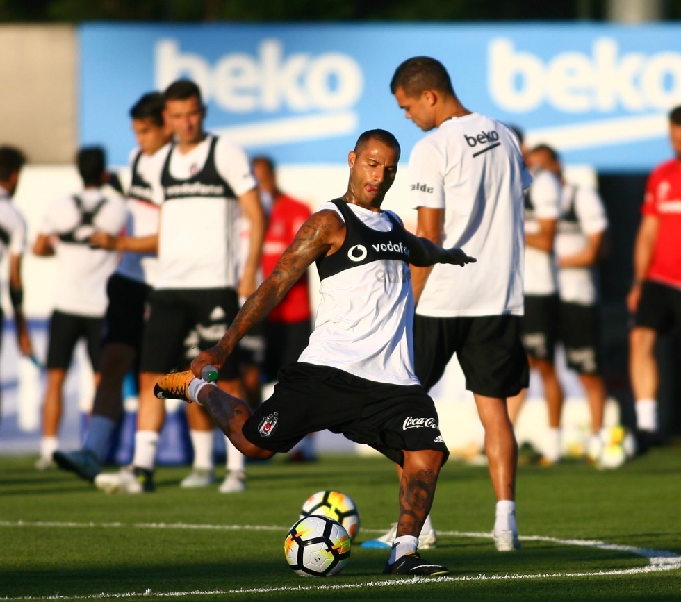 İşte Beşiktaş'ın akşam idmanından kareler! - Görsel 12