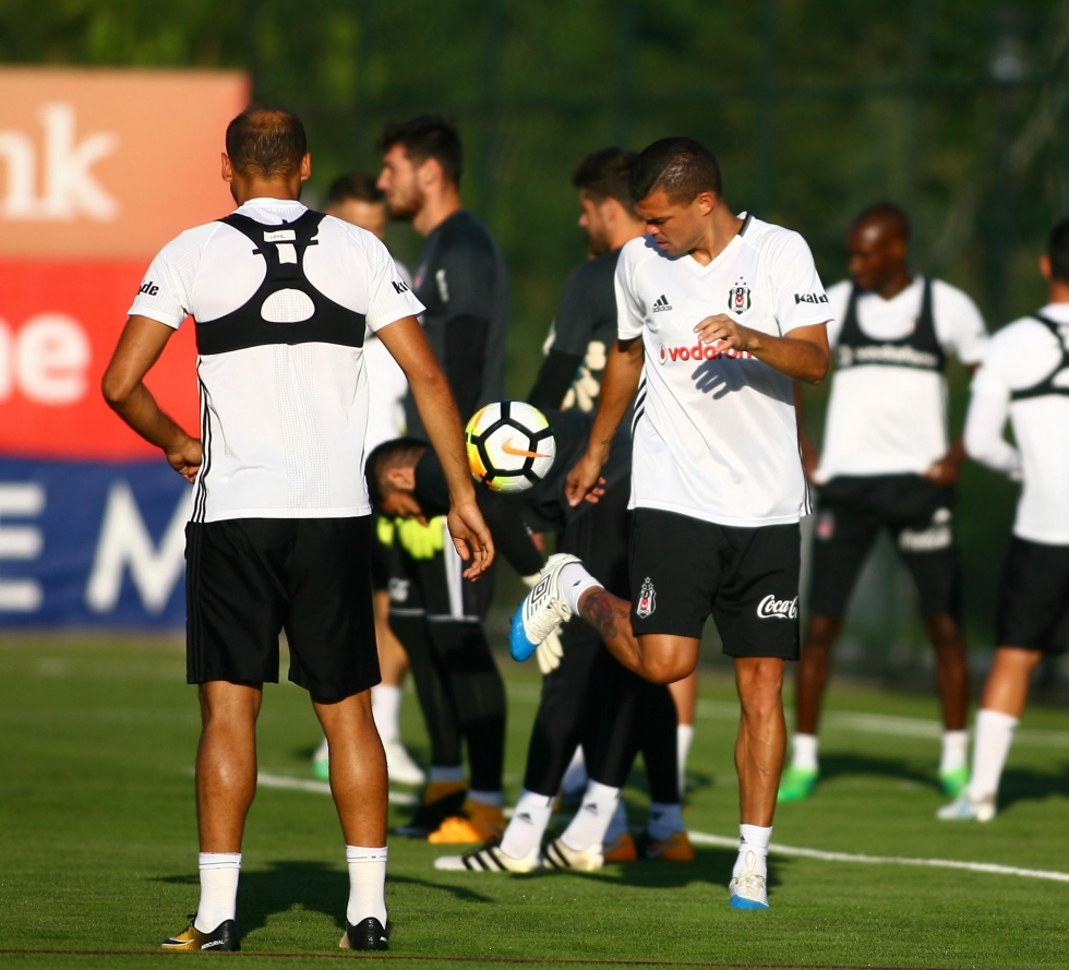 İşte Beşiktaş'ın akşam idmanından kareler! - Görsel 14