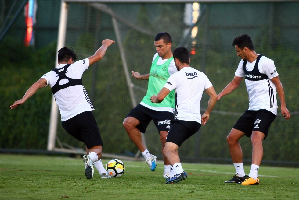 İşte Beşiktaş'ın akşam idmanından kareler! - Görsel 2