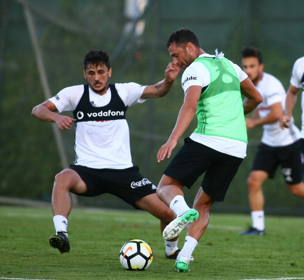 İşte Beşiktaş'ın akşam idmanından kareler! - Görsel 21