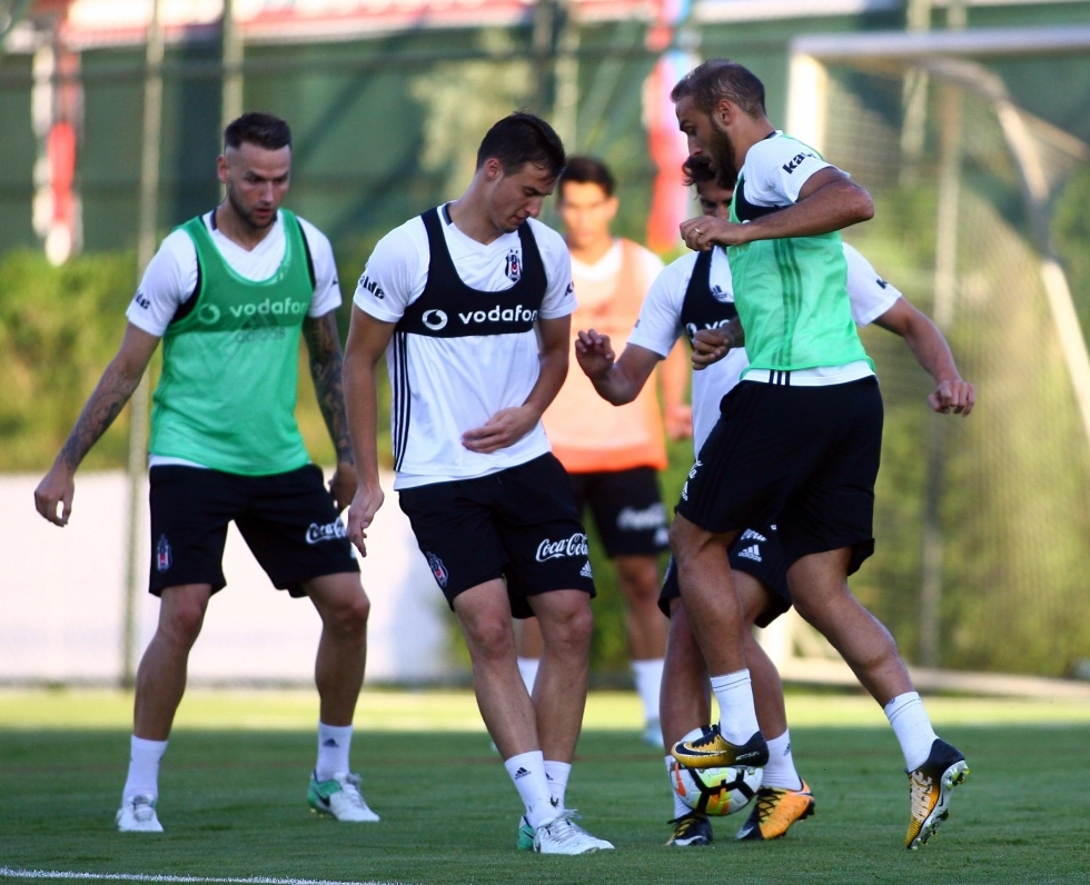İşte Beşiktaş'ın akşam idmanından kareler! - Görsel 8