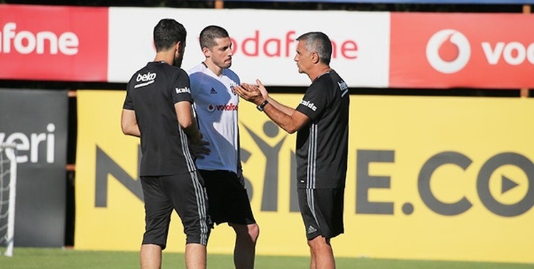 Hem Beşiktaş, hem de Trabzonspor forması giyen 14 yıldız isim - Görsel 14