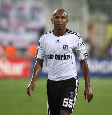 Hem Beşiktaş, hem de Trabzonspor forması giyen 14 yıldız isim - Görsel 3