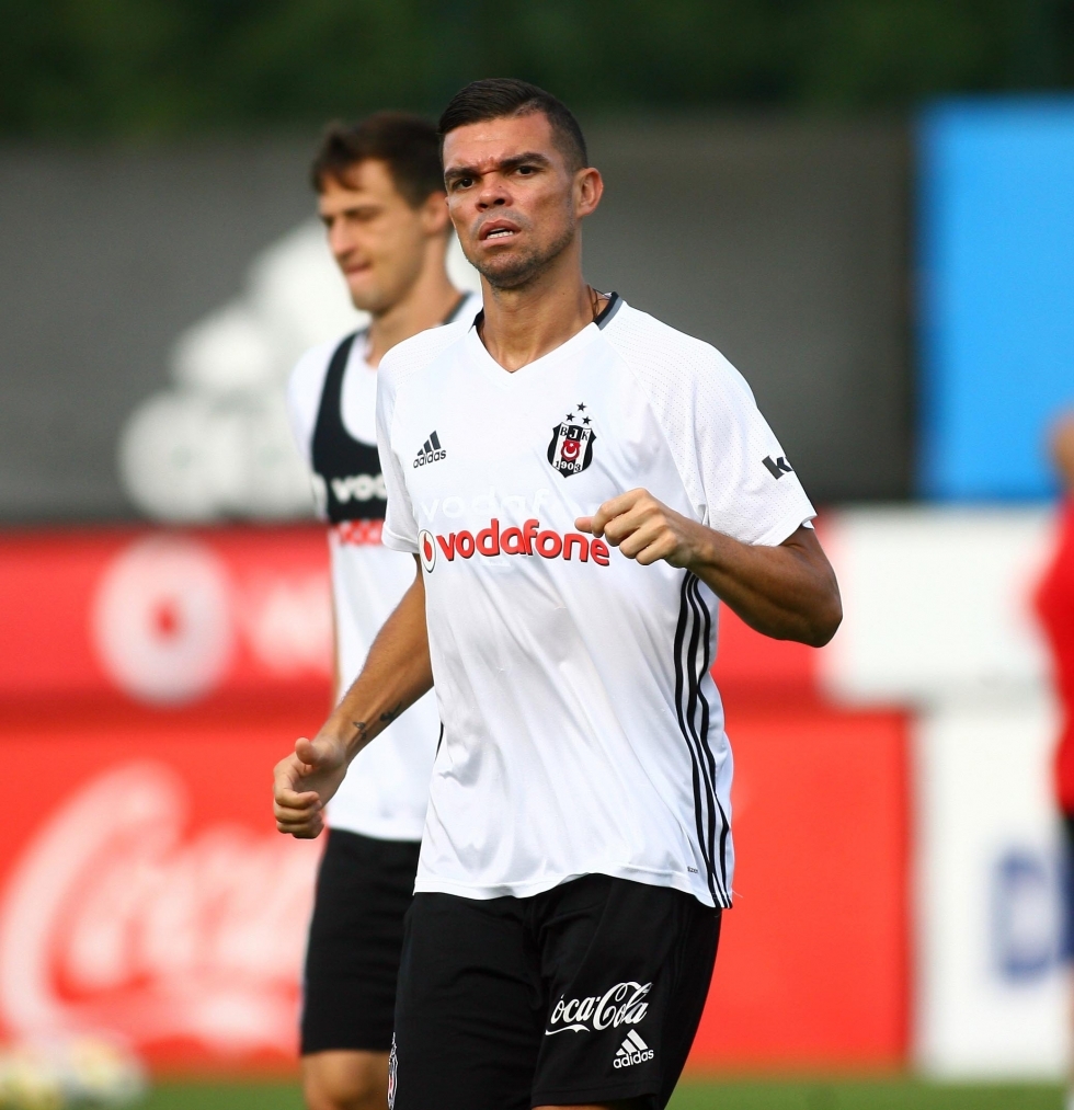 İşte Beşiktaş'ın akşam idmanından kareler! - Görsel 9