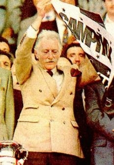 SEBA 96 YAŞINDA | "Çok üzüntülerimiz oldu hepsini yuttuk, oturduk. Yalnız, Beşiktaş'ı üzmesinler" - Görsel 4