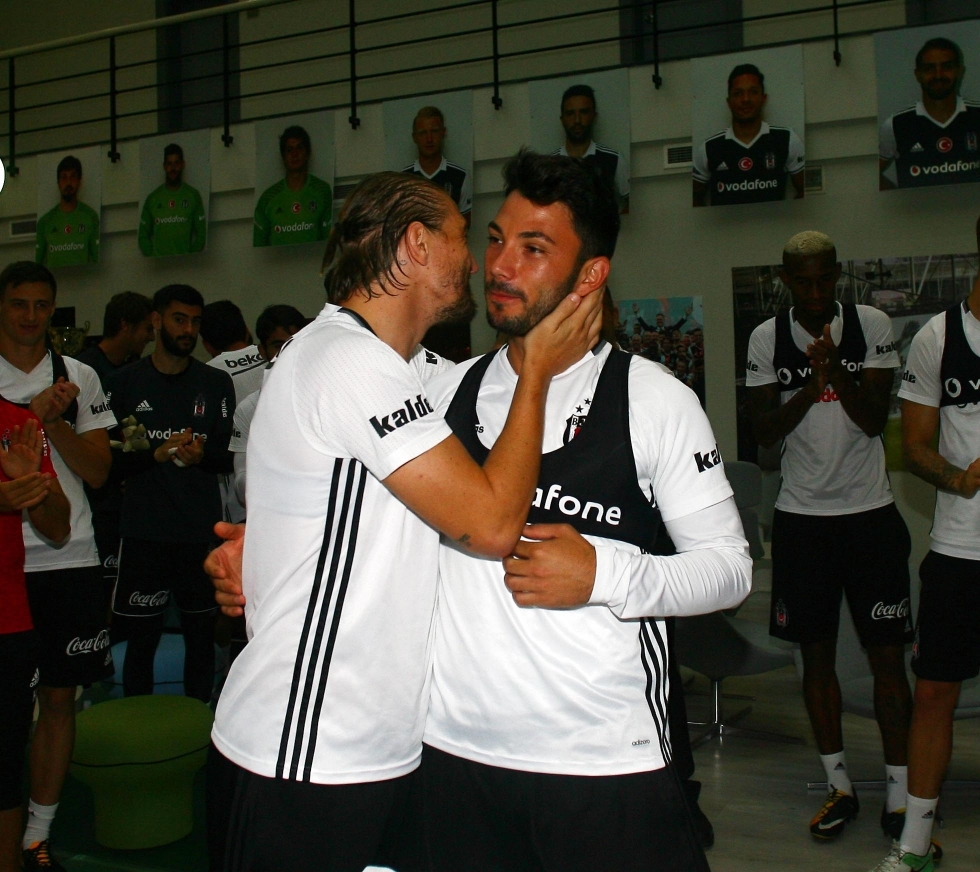 Tolgay Arslan'ın doğum günü kutlamasından kareler! - Görsel 12