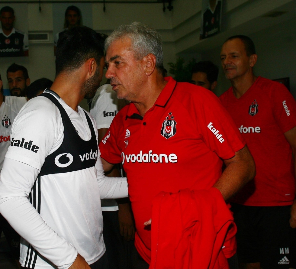 Tolgay Arslan'ın doğum günü kutlamasından kareler! - Görsel 13