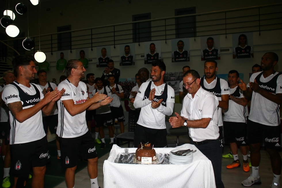 Tolgay Arslan'ın doğum günü kutlamasından kareler! - Görsel 4