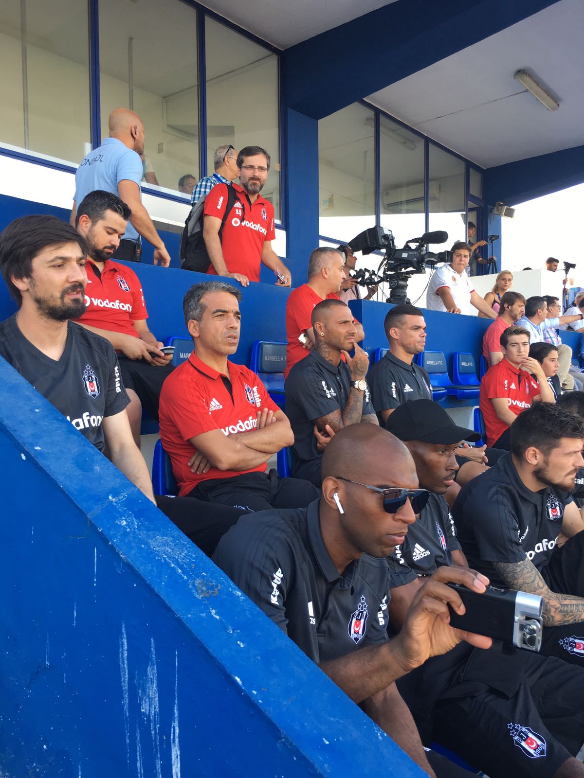 82b48c1a-2f4a-4ca3-bbc5-007ae710d820.jpg 82b48c1a-2f4a-4ca3-bbc5-007ae710d820.jpg