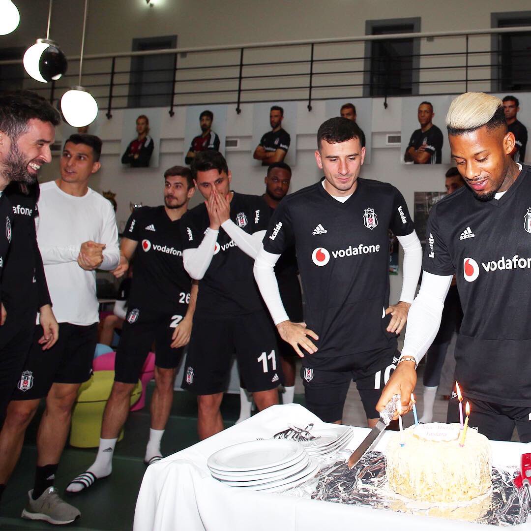 d1-004.jpg d1-004.jpg