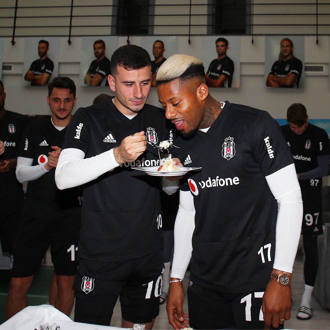 d3-002.jpg d3-002.jpg