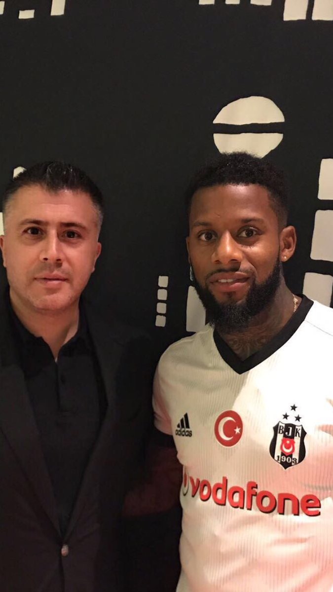 dgghrq4waamnj73.jpg dgghrq4waamnj73.jpg