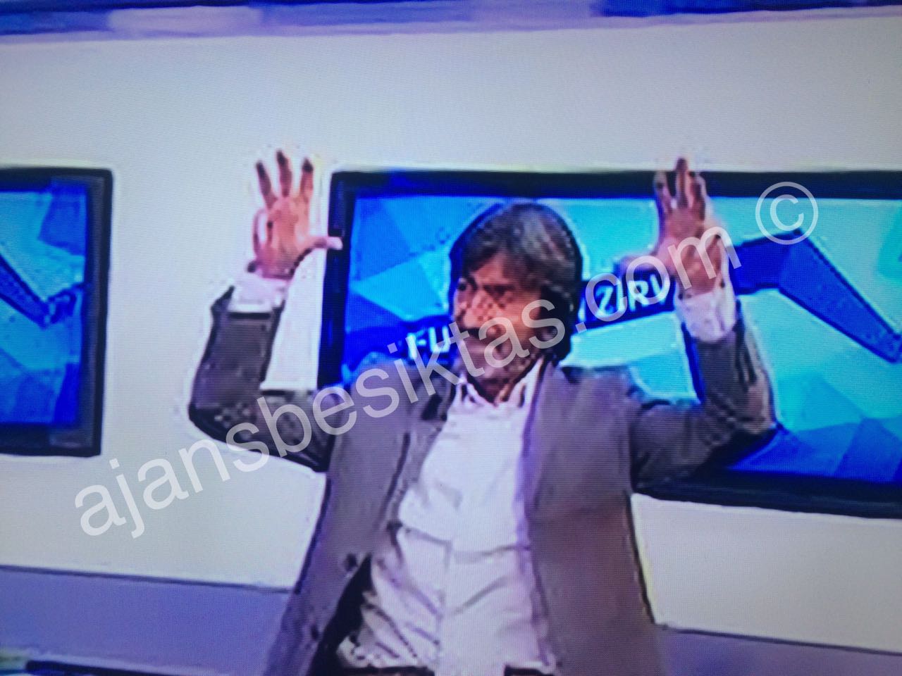 e111-001.jpeg e111-001.jpeg