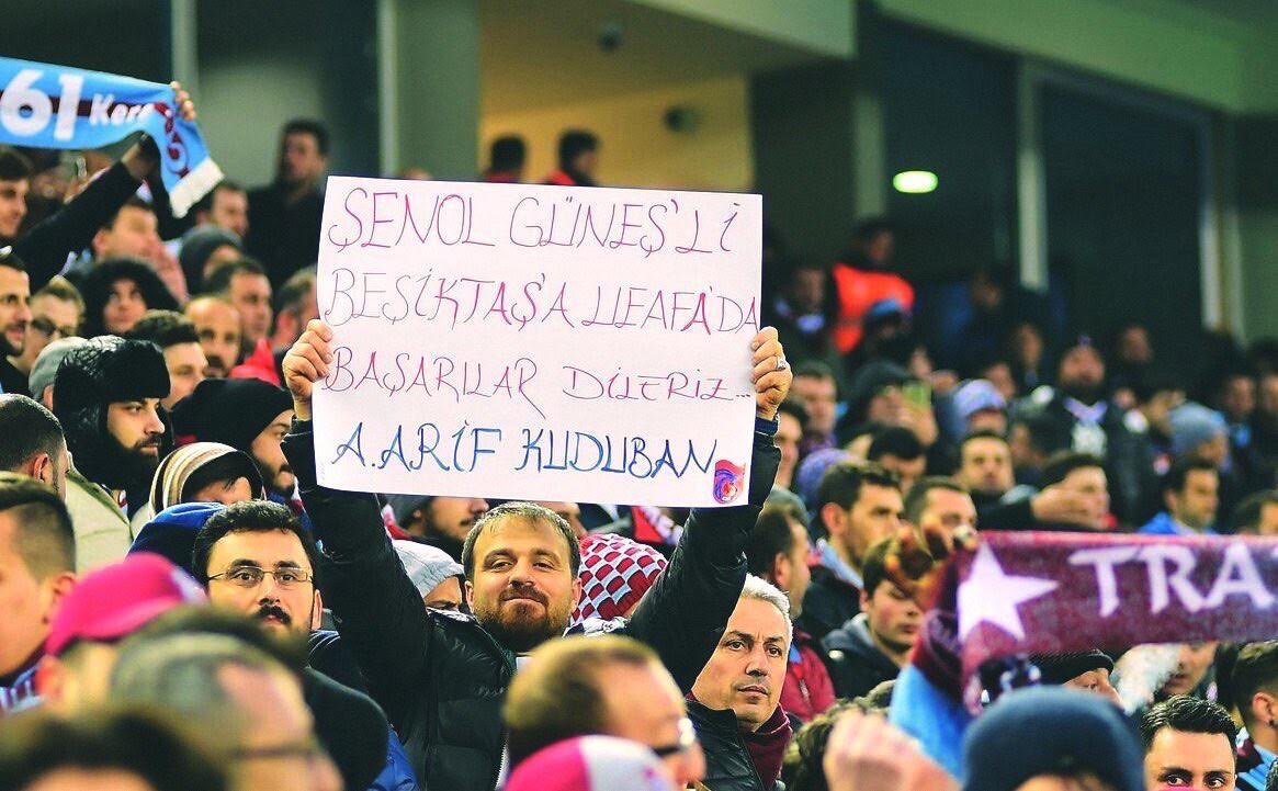 gunese-pankart.jpg gunese-pankart.jpg