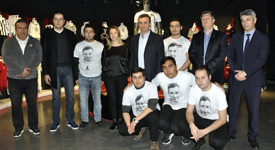 s1-003.jpg s1-003.jpg