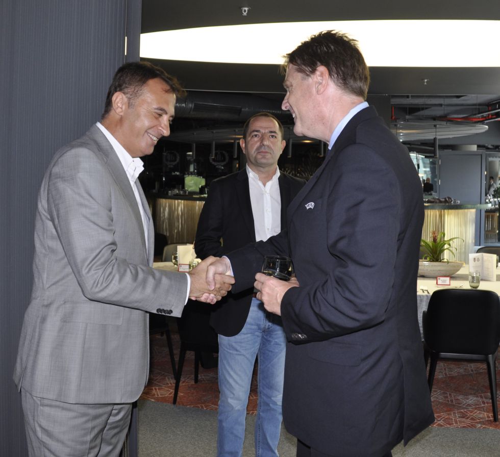 ss-008.jpg ss-008.jpg