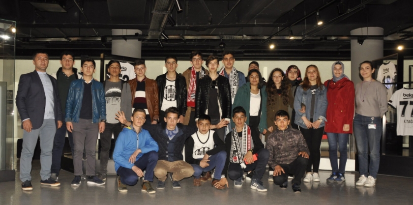 xxx-001.jpg xxx-001.jpg