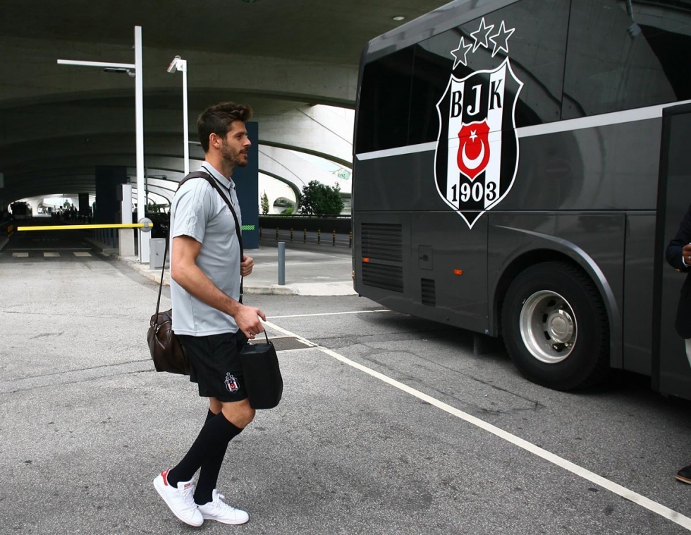 Beşiktaş, Porto'ya ulaştı! İşte kareler... - Görsel 11
