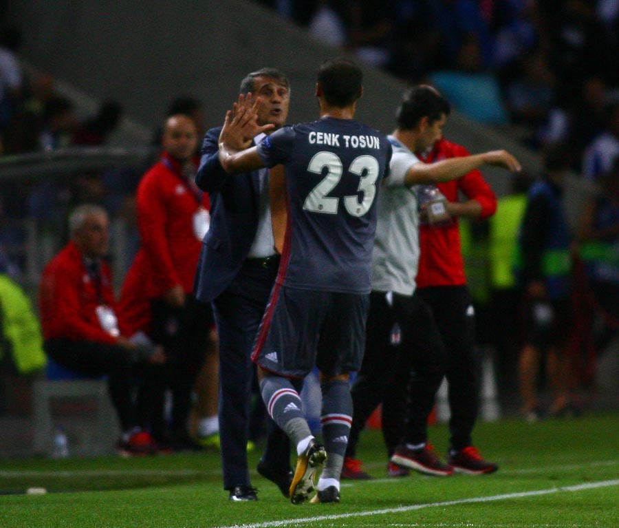 Porto-Beşiktaş maçı için yazılan 12 köşe yazısı - Görsel 7