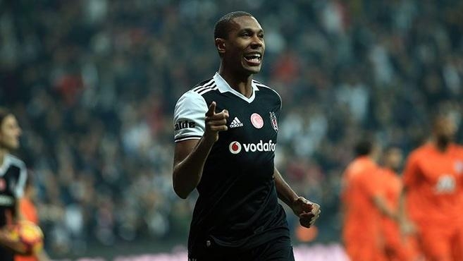 Cenk tosun imza atarsa zirvenin yeni sahibi olacak. Peki ya diğerleri? - Görsel 7