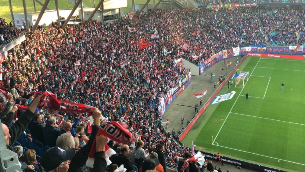 Leipzig'in Gladbach ile berabere kaldığı mücadeleden 16 kare - Görsel 14